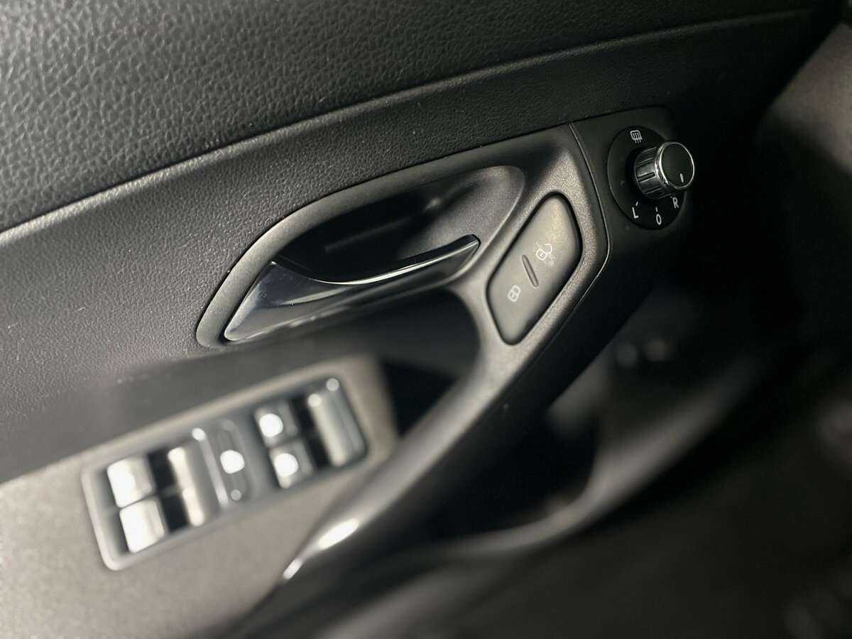 Volkswagen Polo, 2017 Фото №17