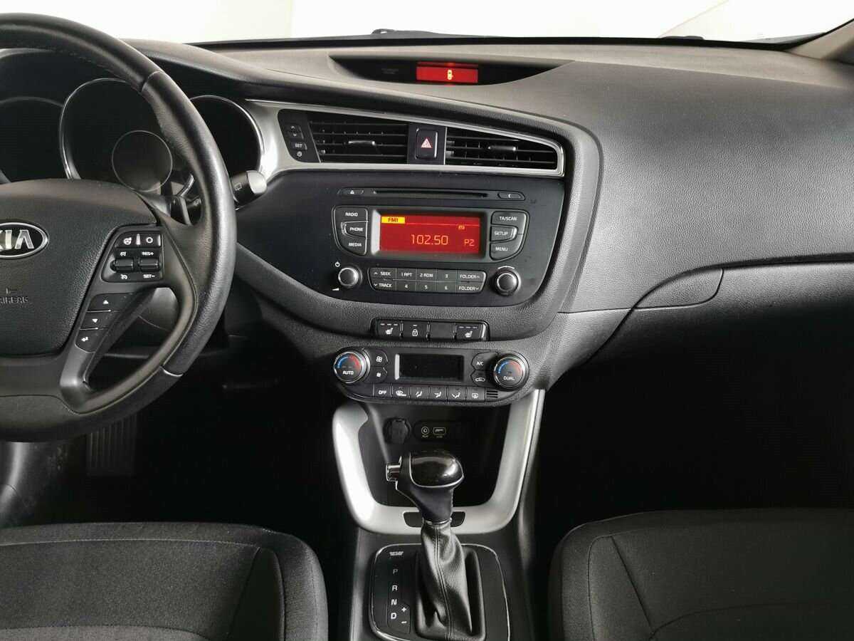 Kia Ceed, 2018 Фото №11