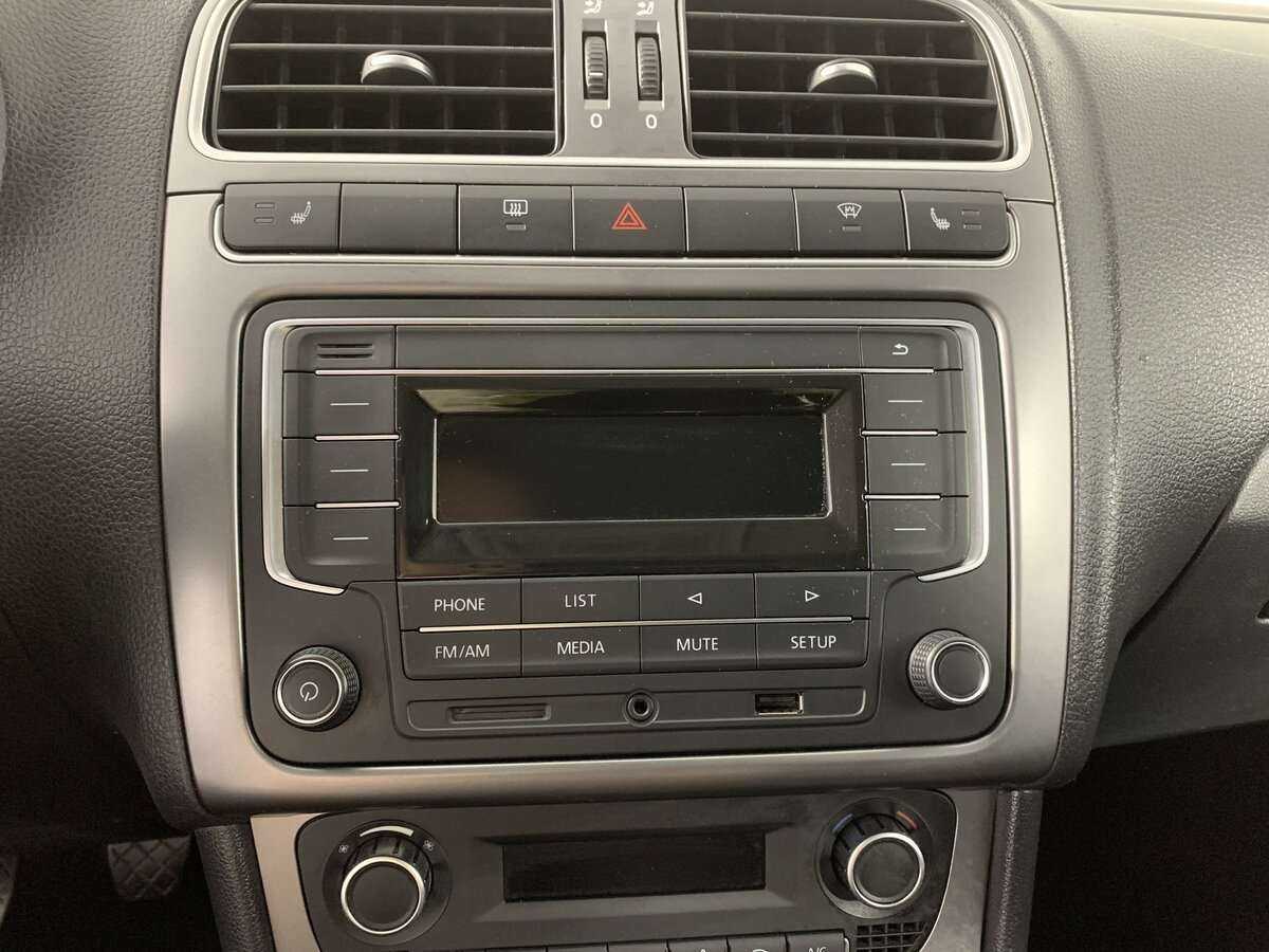 Volkswagen Polo, 2019 Фото №11