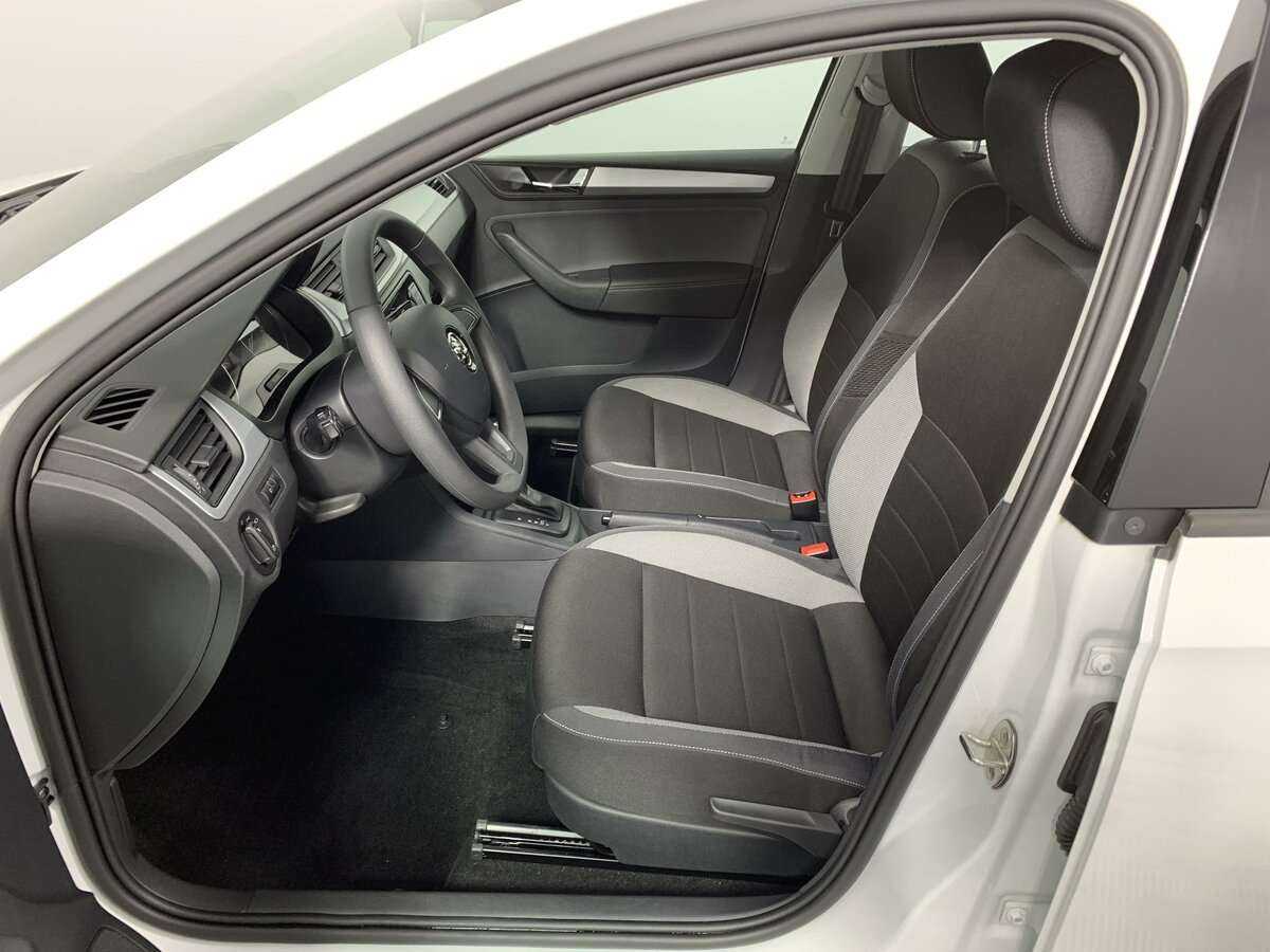 Skoda Rapid, 2019 Фото №14