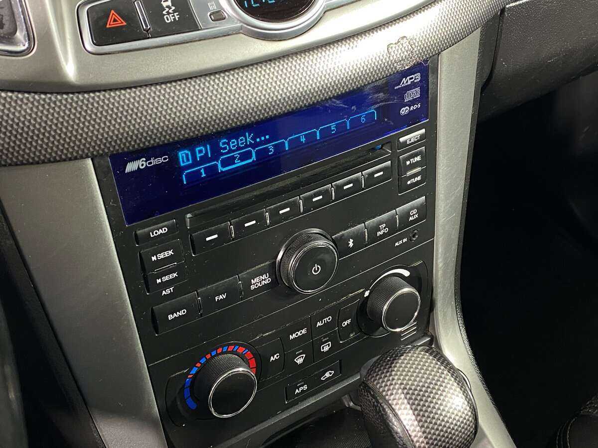 Chevrolet Captiva, 2012 Фото №12