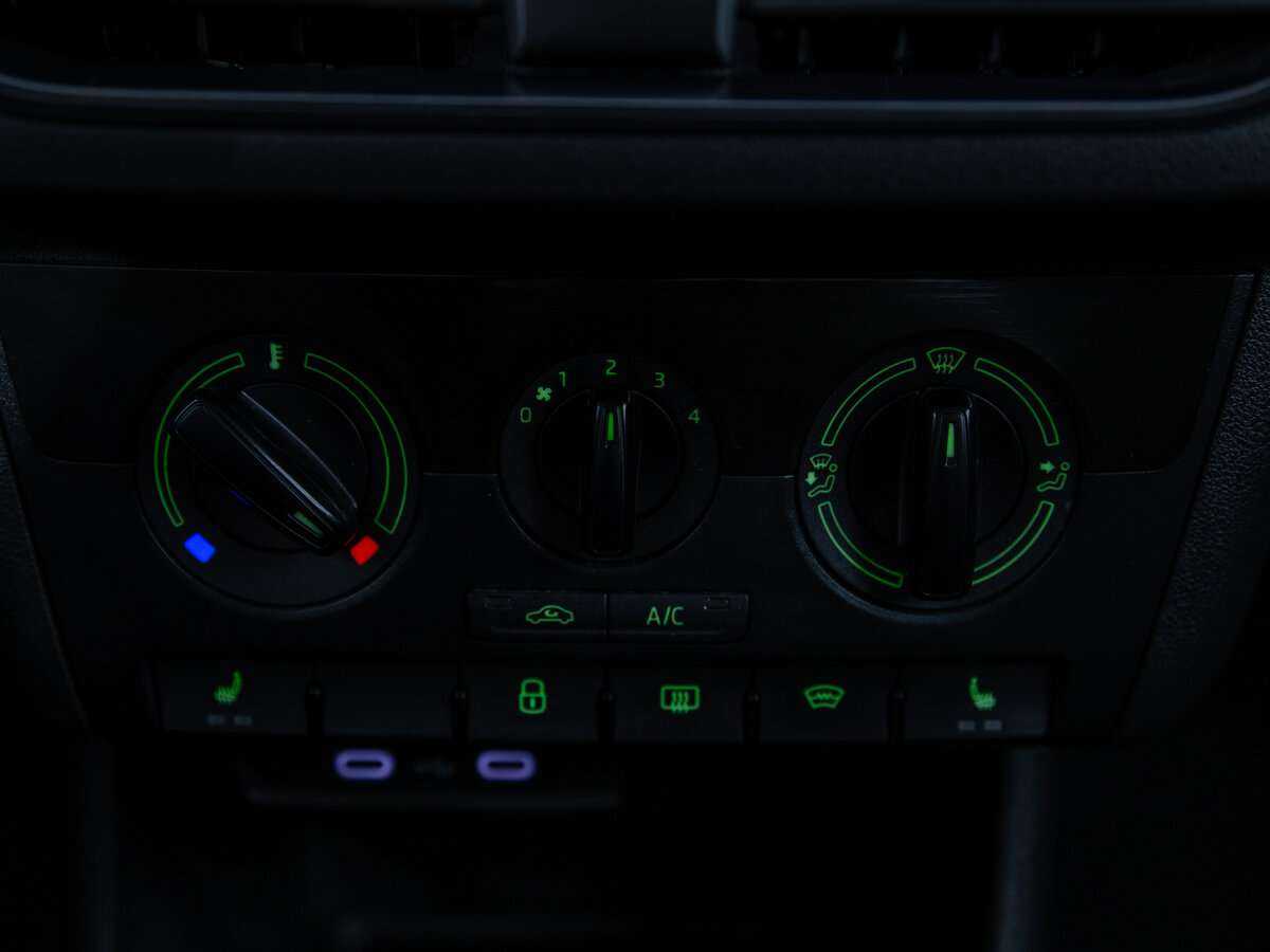 Skoda Rapid, 2021 Фото №15