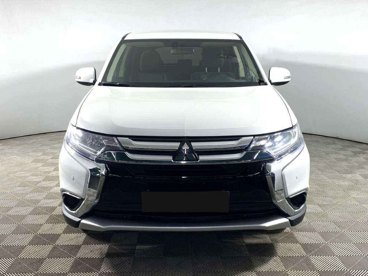Mitsubishi Outlander, 2017 - 105 000 км. | Фото №2