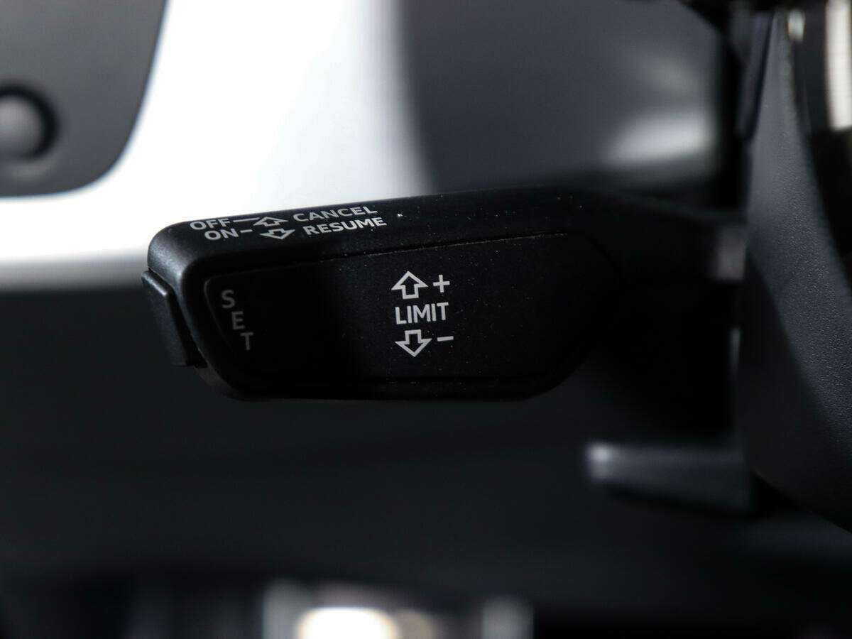 Audi A4, 2017 Фото №19