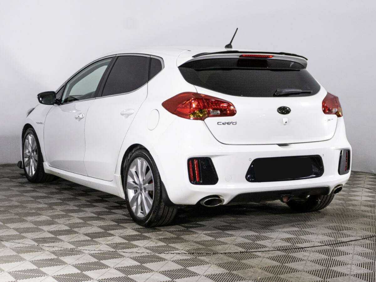 Kia Ceed GT, 2014 Фото №7