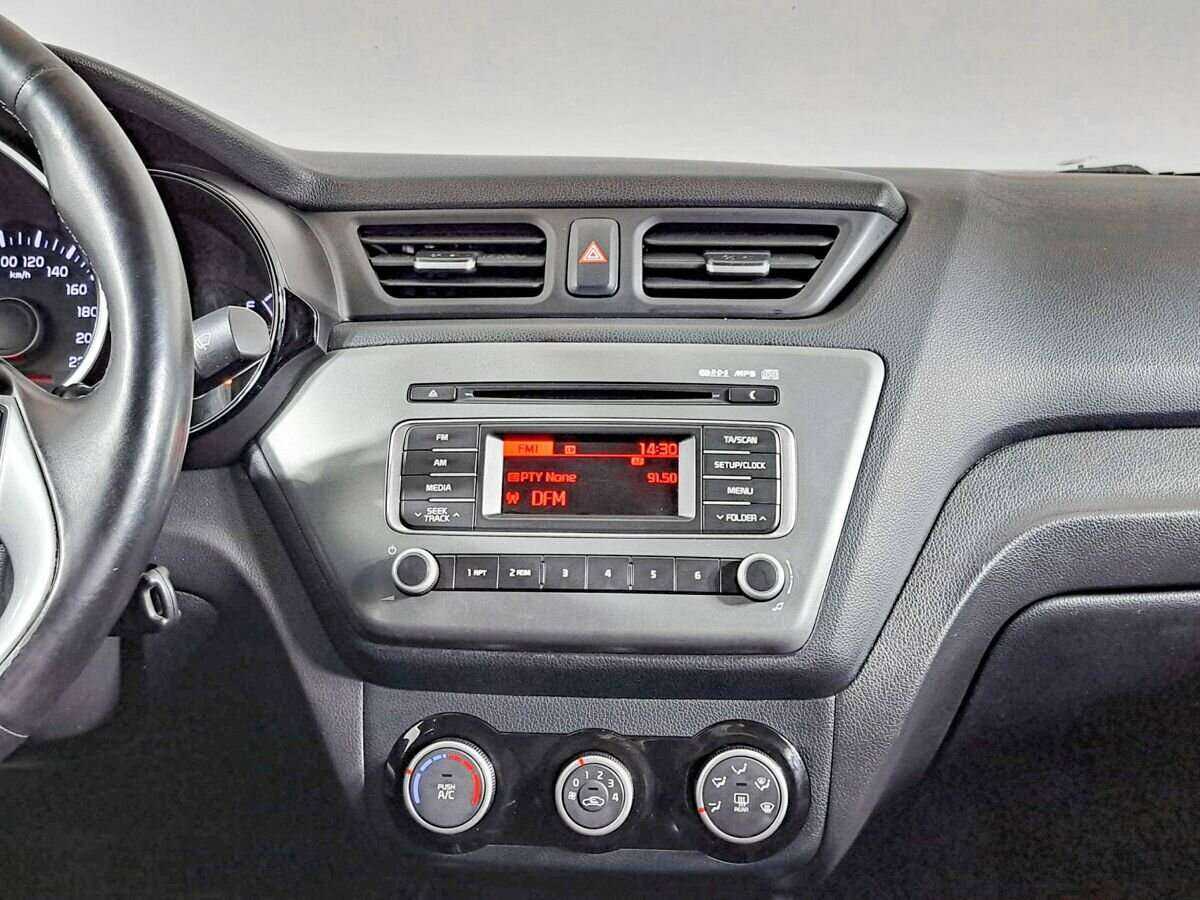 Kia Rio, 2017 Фото №11