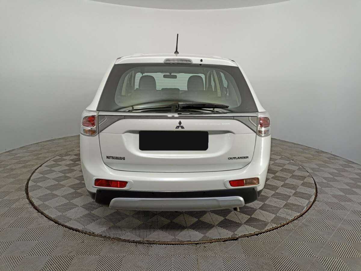 Mitsubishi Outlander, 2014 - 152 826 км. | Фото №6
