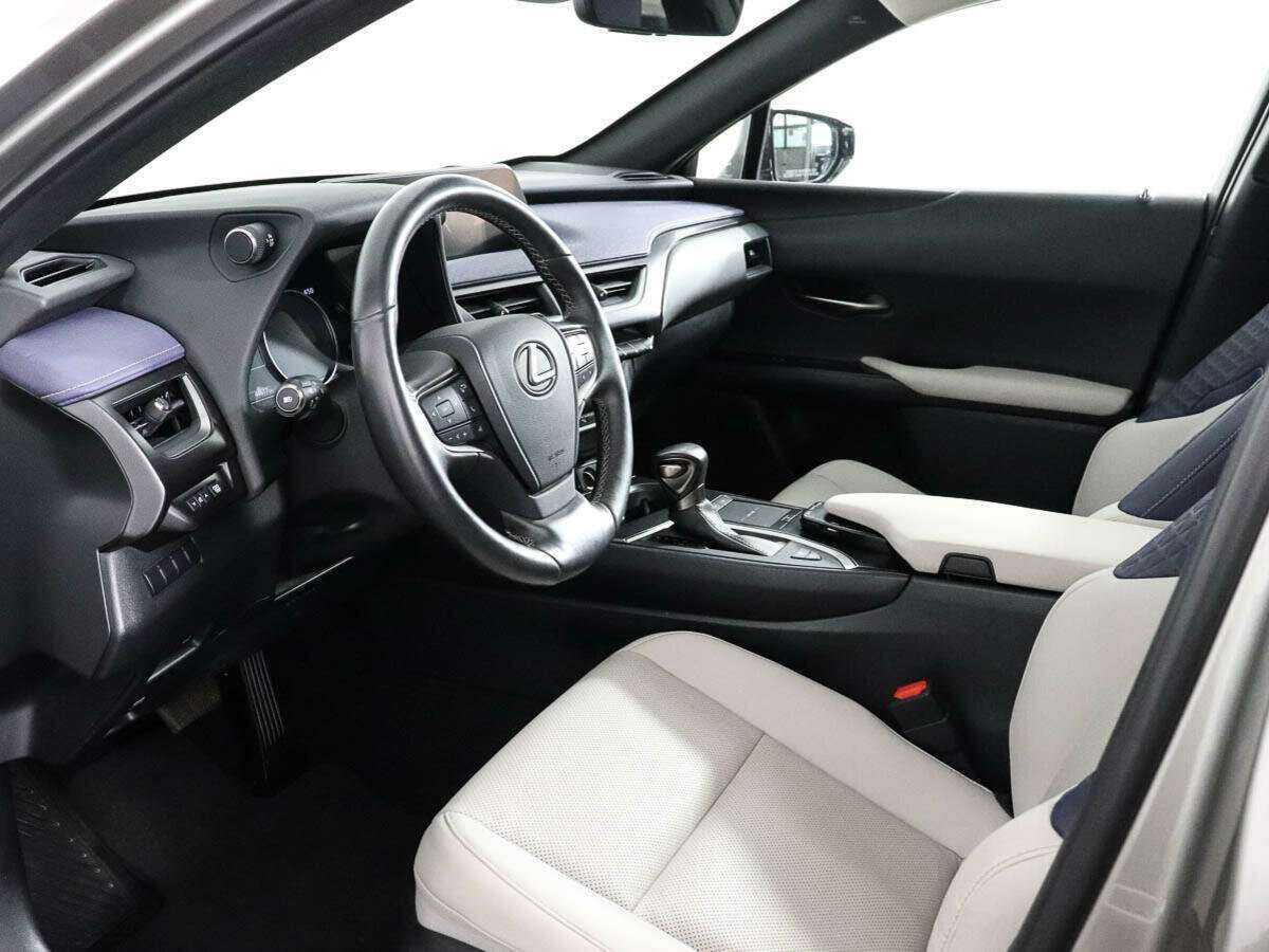Lexus UX 250h, 2019 Фото №8