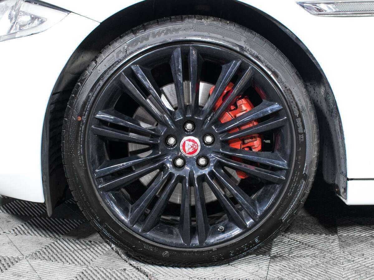 Jaguar XJ, 2014 Фото №22