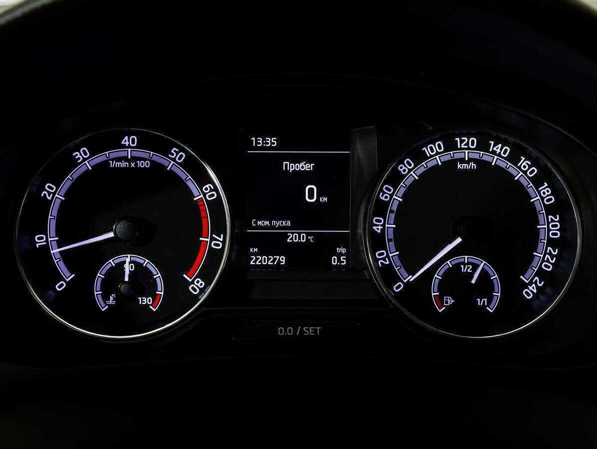 Skoda Rapid, 2017 Фото №14