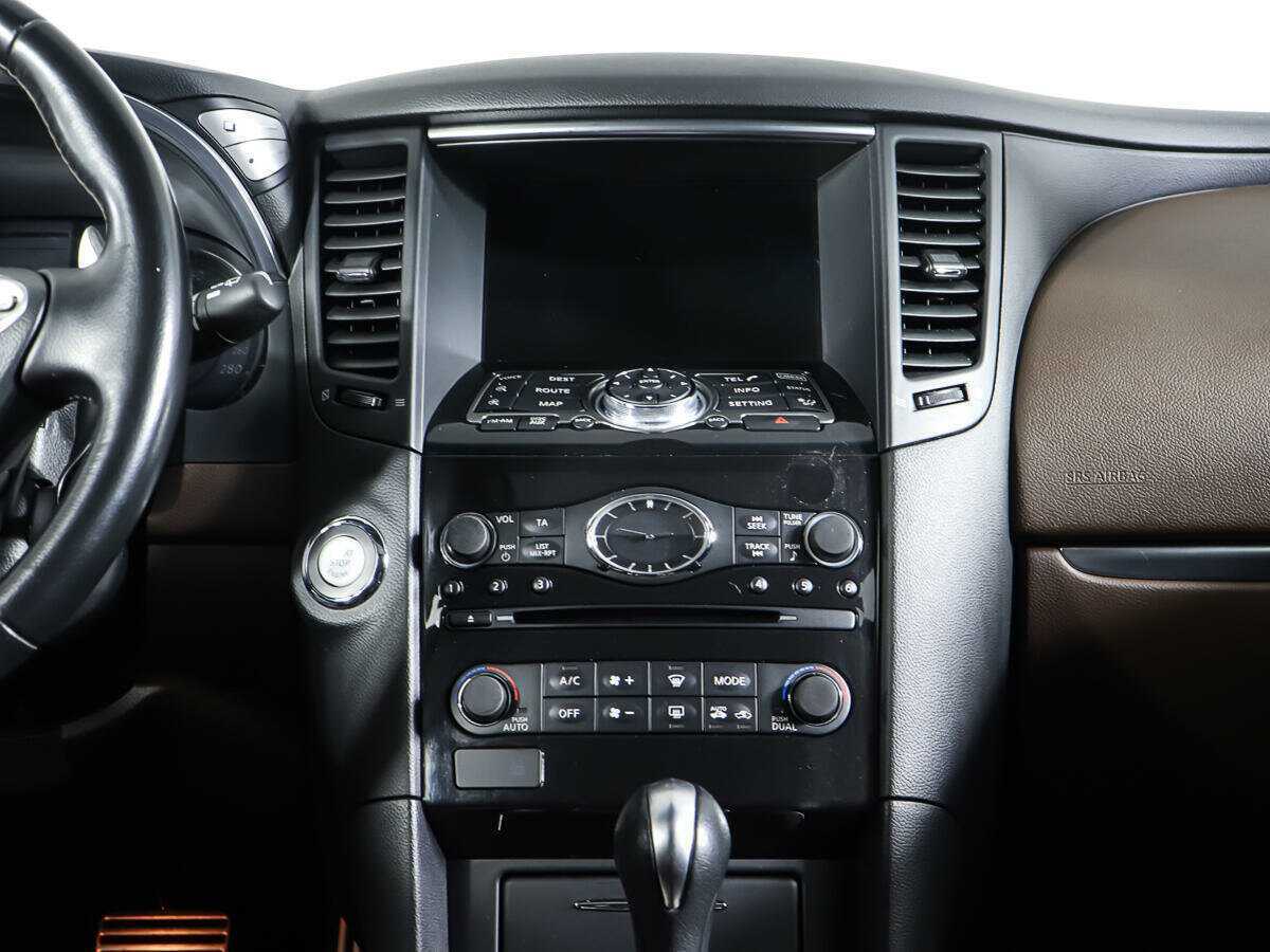 Infiniti FX37, 2012 Фото №12