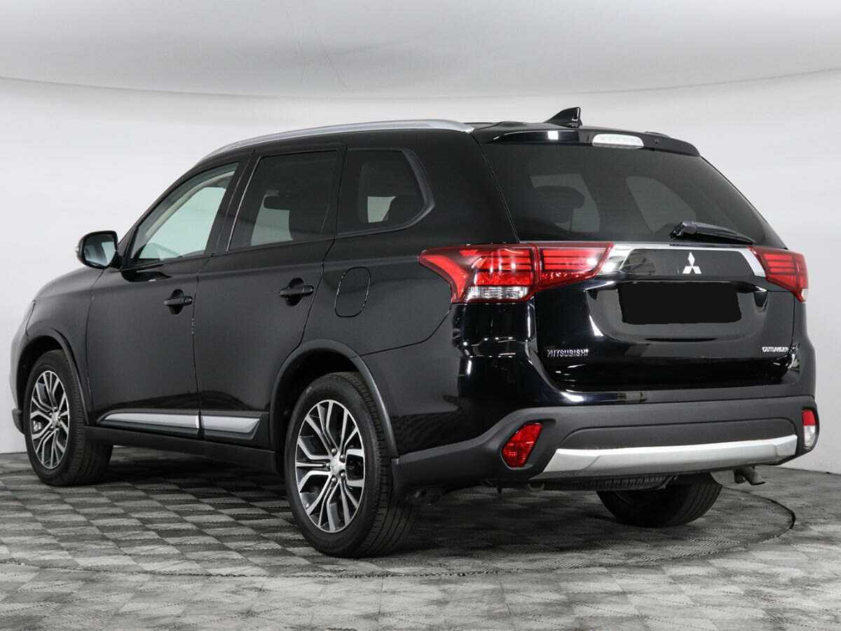 Mitsubishi Outlander, 2018 - 146 078 км. | Фото №7