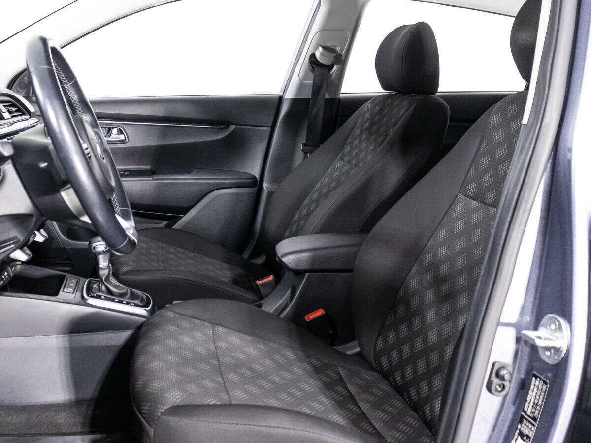 Kia Rio X-Line, 2019 Фото №16