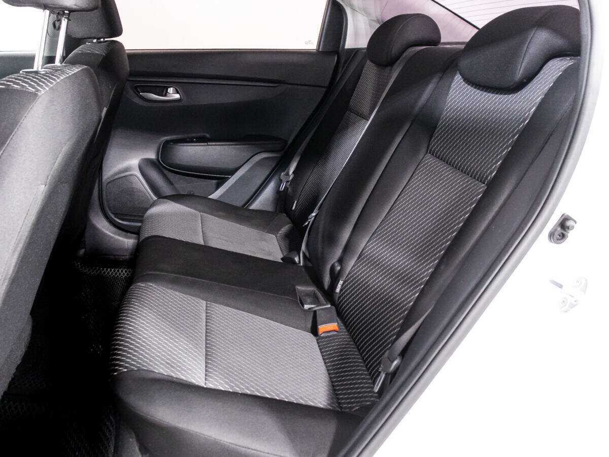 Kia Rio, 2018 Фото №9