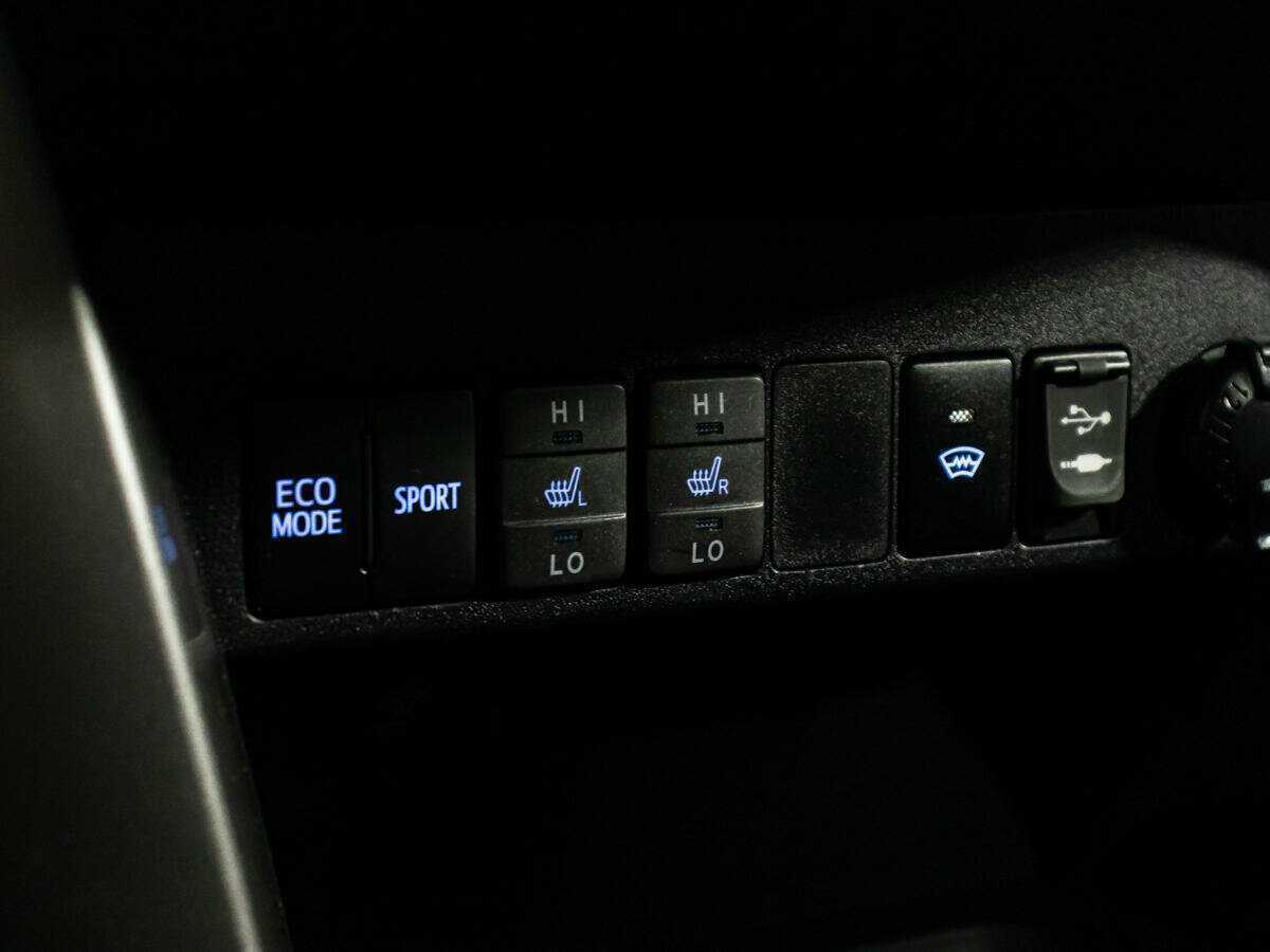Toyota RAV4, 2016 Фото №19