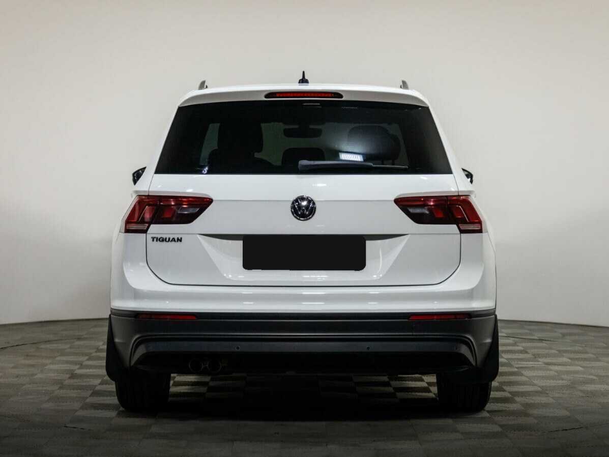 Volkswagen Tiguan L, 2018 Фото №5