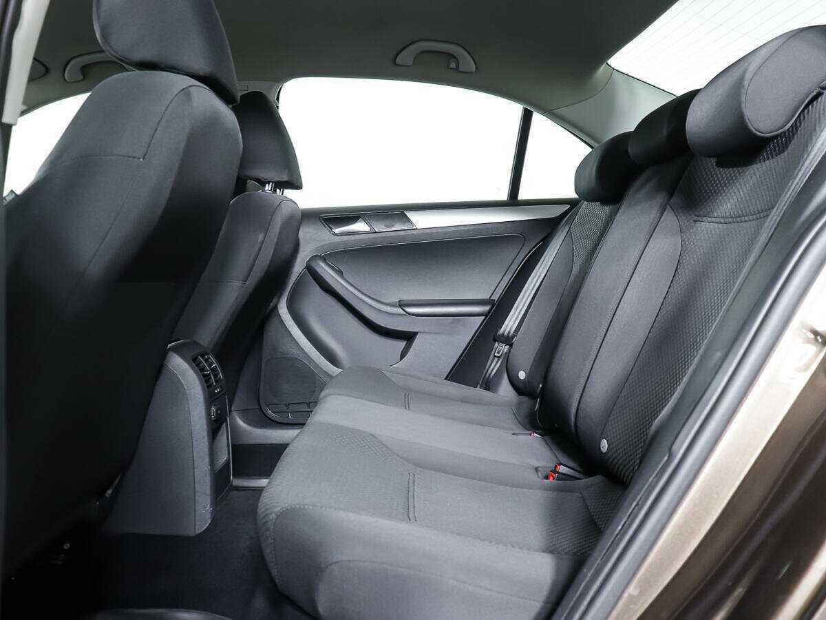 Volkswagen Jetta, 2012 Фото №9