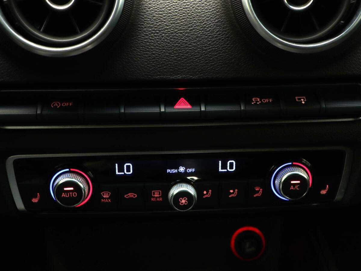 Audi A3, 2015 Фото №18