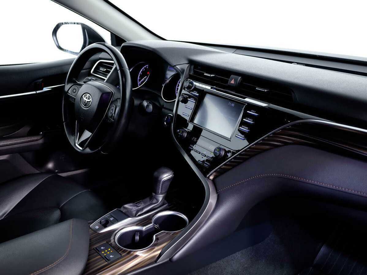 Toyota Camry, 2020 Фото №16