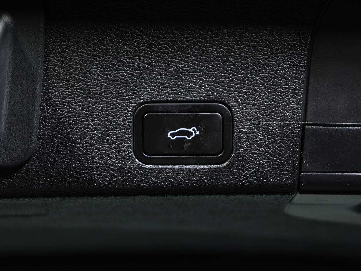 Geely Tugella, 2021 Фото №17