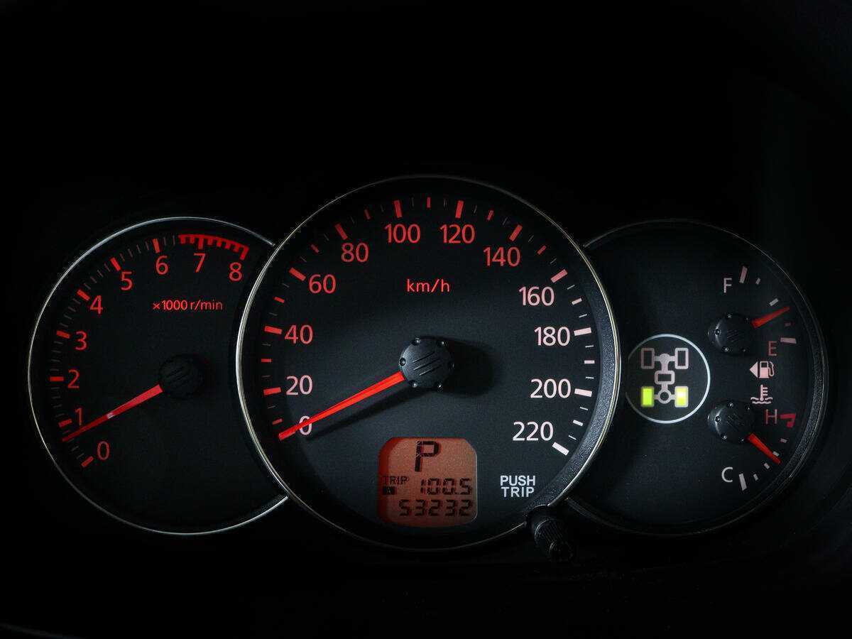 Mitsubishi Pajero Sport, 2012 Фото №8