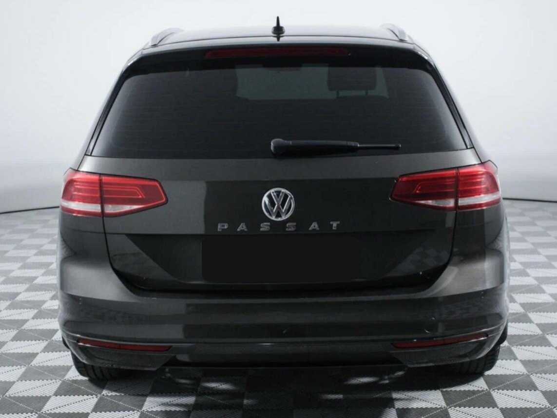 Volkswagen Passat DSG7, 2017 - 141 158 км. | Фото №6