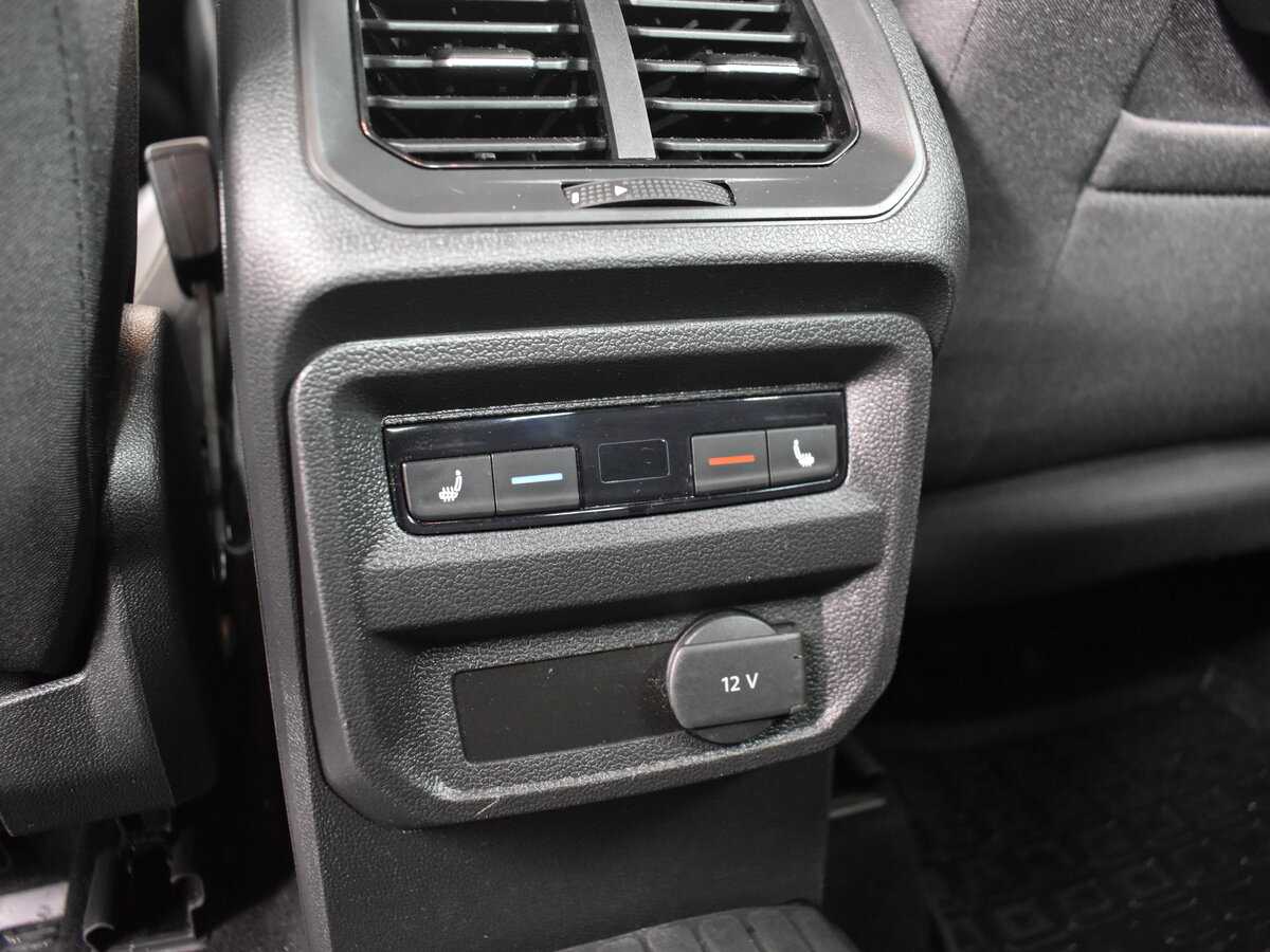 Volkswagen Tiguan, 2018 Фото №9