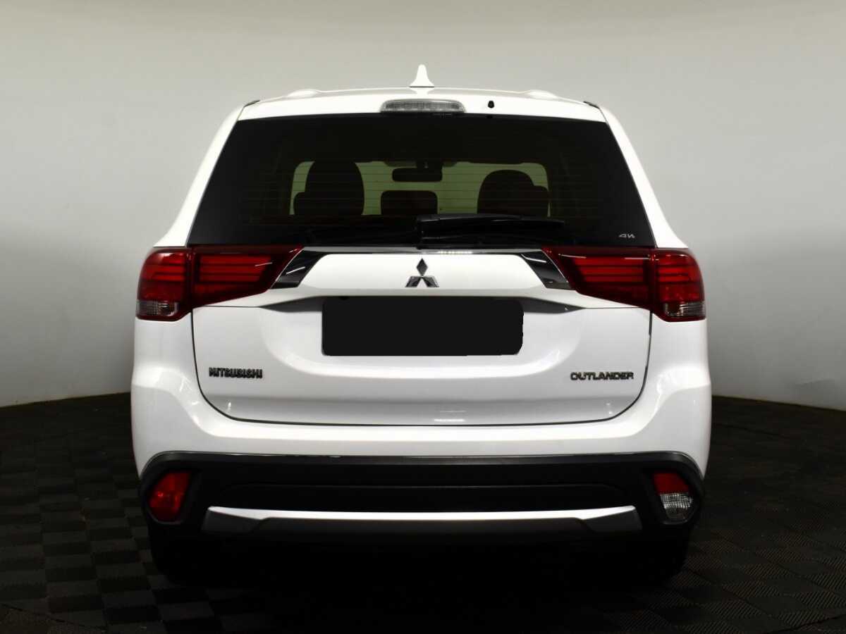 Mitsubishi Outlander, 2017 - 207 000 км. | Фото №5