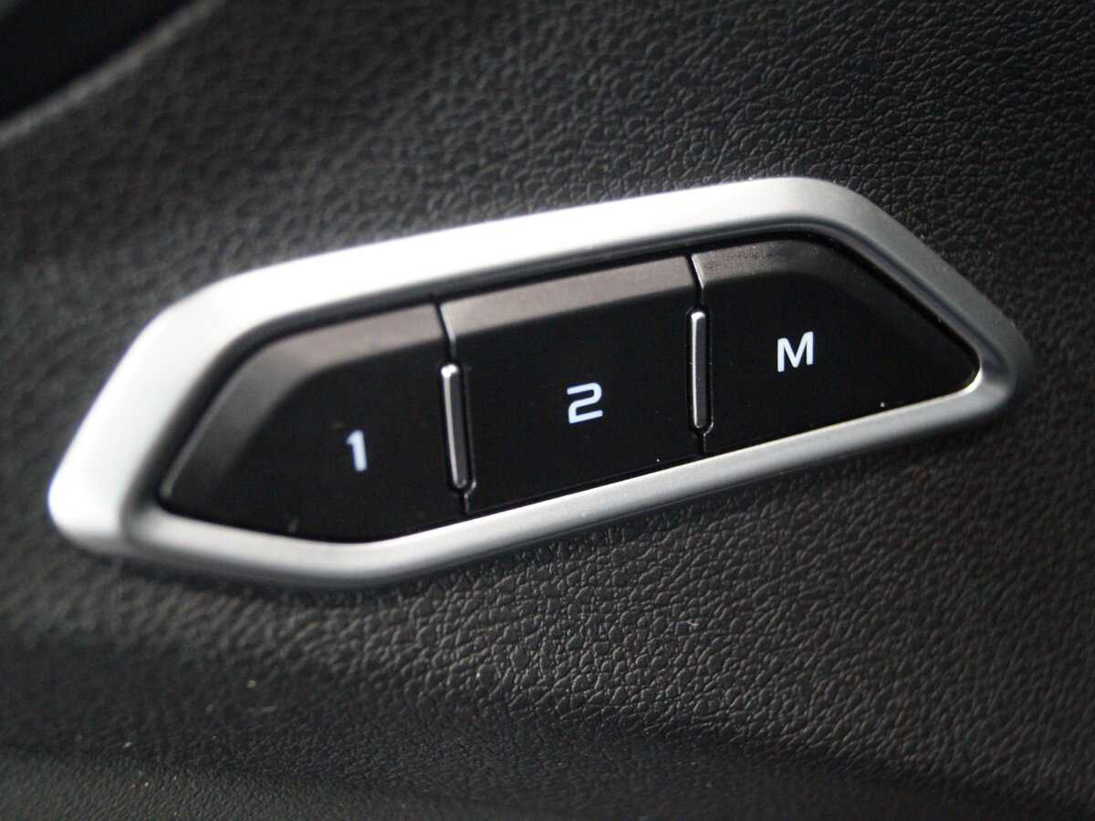 Geely Tugella, 2021 Фото №25