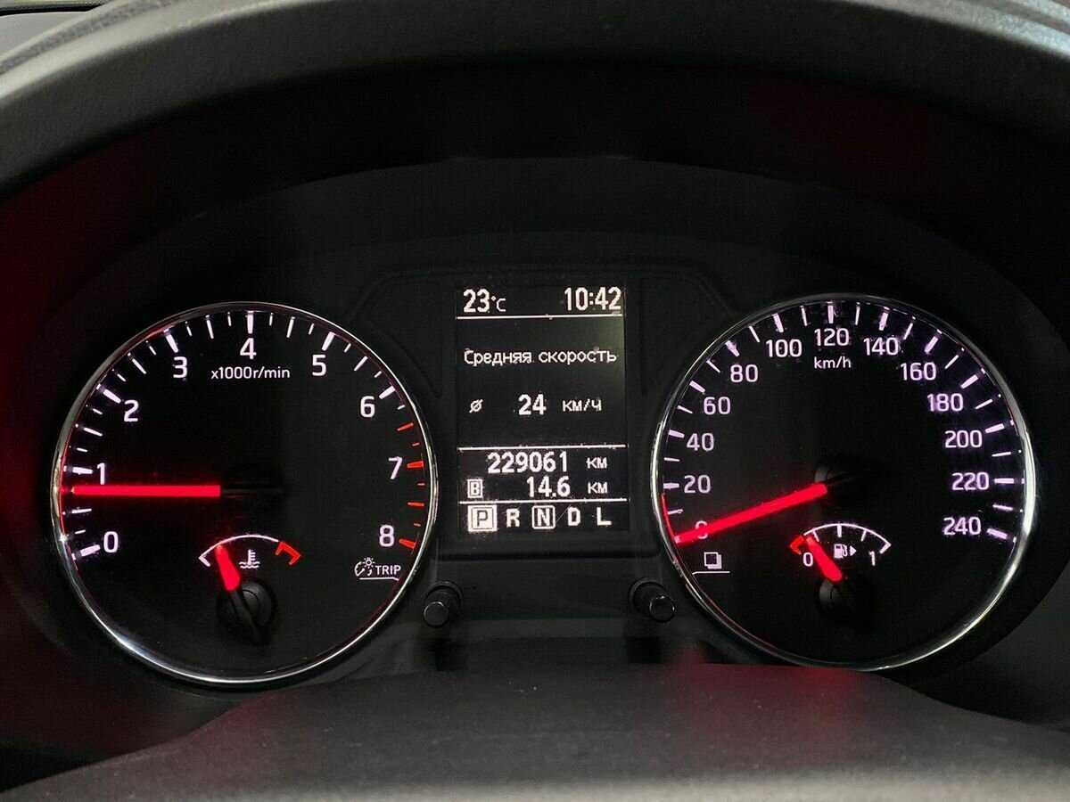 Nissan X-Trail, 2013 Фото №12