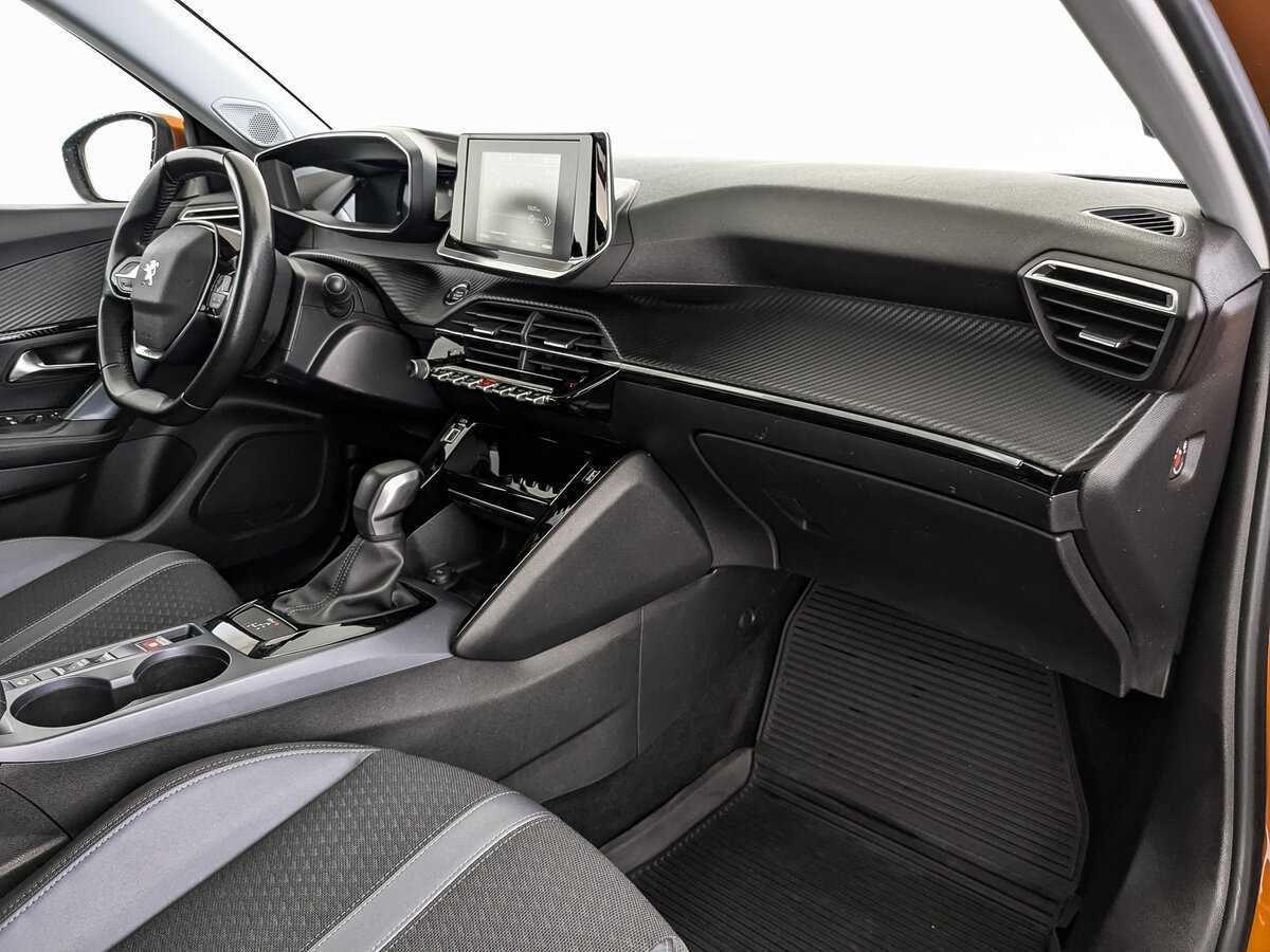 Peugeot 2008 6AT, 2020 Фото №9
