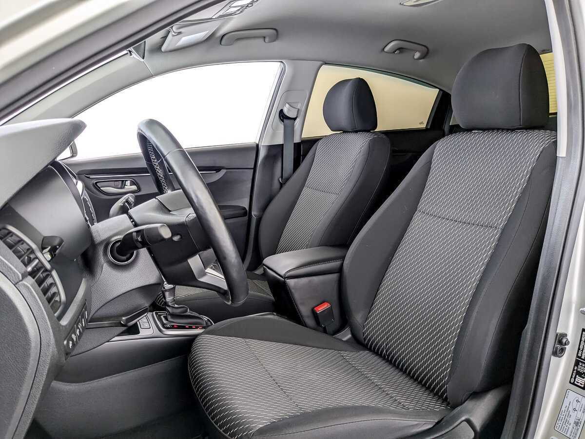 Kia Rio, 2018 Фото №15