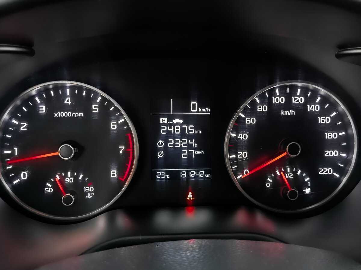 Kia Rio X-Line, 2018 Фото №12