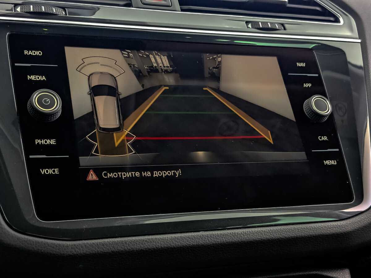 Volkswagen Tiguan, 2021 Фото №21