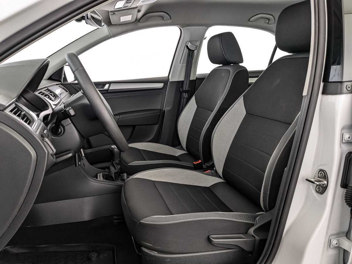 Skoda Rapid, 2019 Фото №15