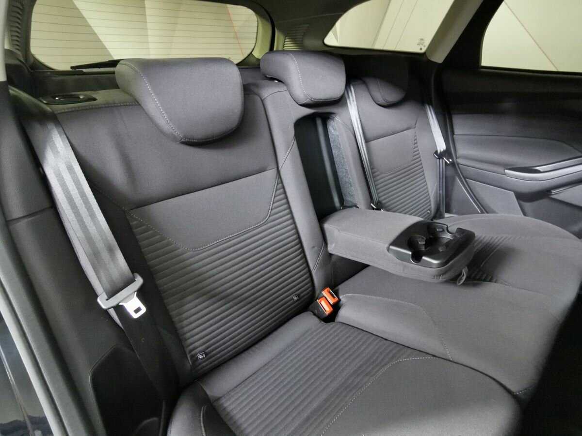 Ford Focus, 2018 Фото №13