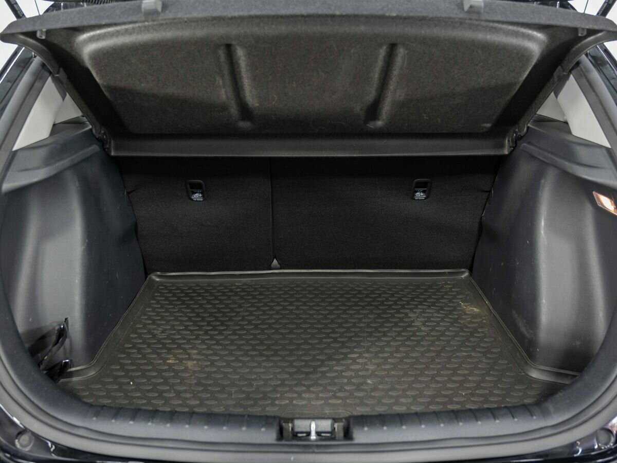 Kia Rio X-Line, 2018 Фото №22