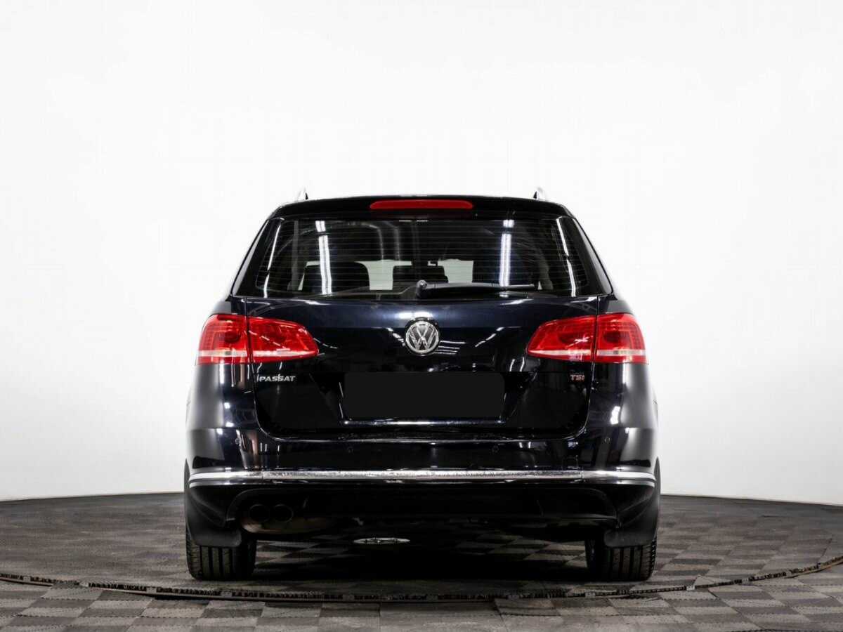 Volkswagen Passat, 2012 - 176 000 км. | Фото №5