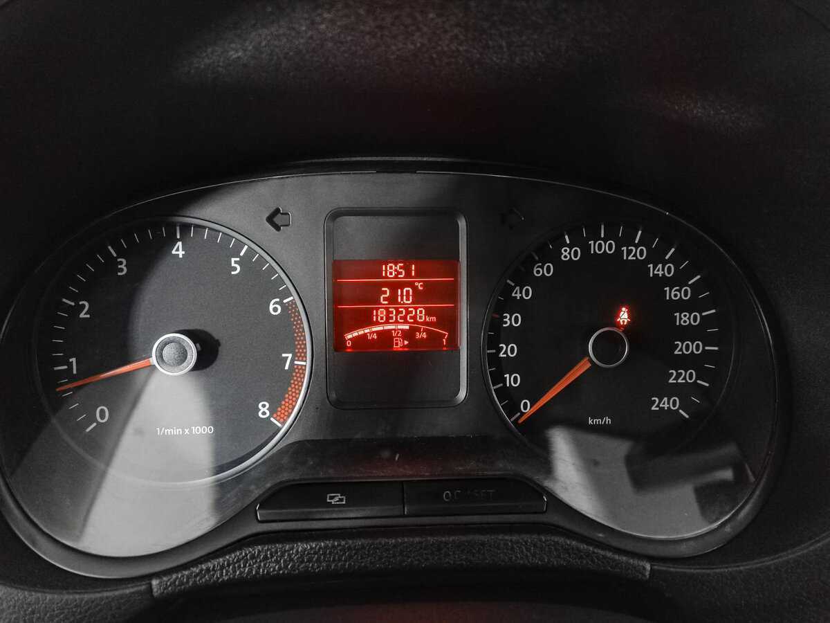 Volkswagen Polo, 2012 Фото №11