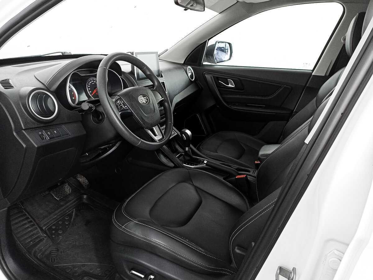 FAW Besturn X40, 2020 Фото №14