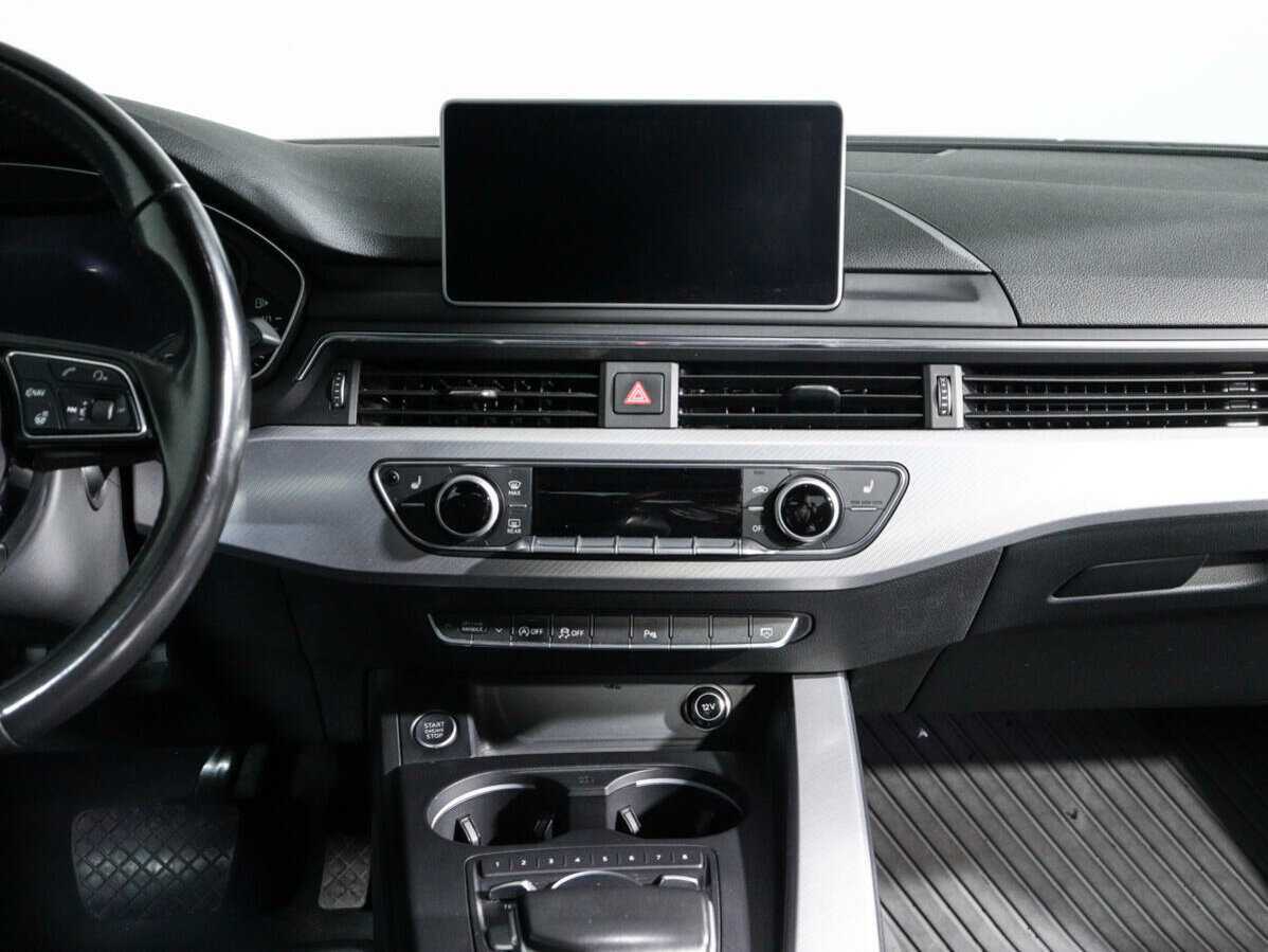 Audi A4, 2016 Фото №13