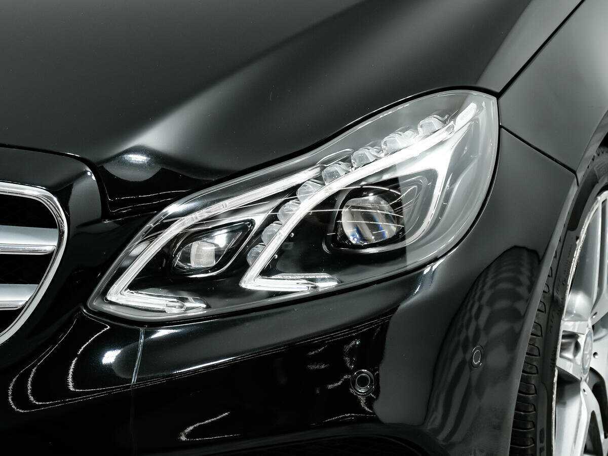 Mercedes-Benz E-Класс 300, 2013 Фото №13