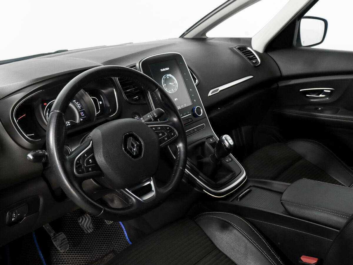 Renault Scenic, 2017 Фото №9