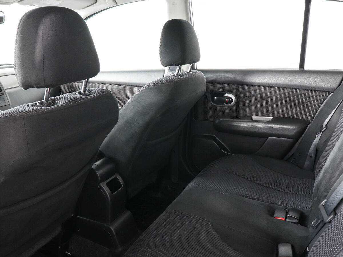 Nissan Tiida, 2013 Фото №12