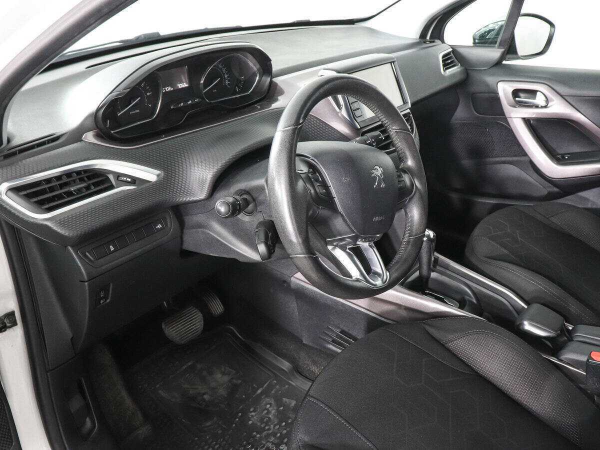 Peugeot 2008, 2014 Фото №9
