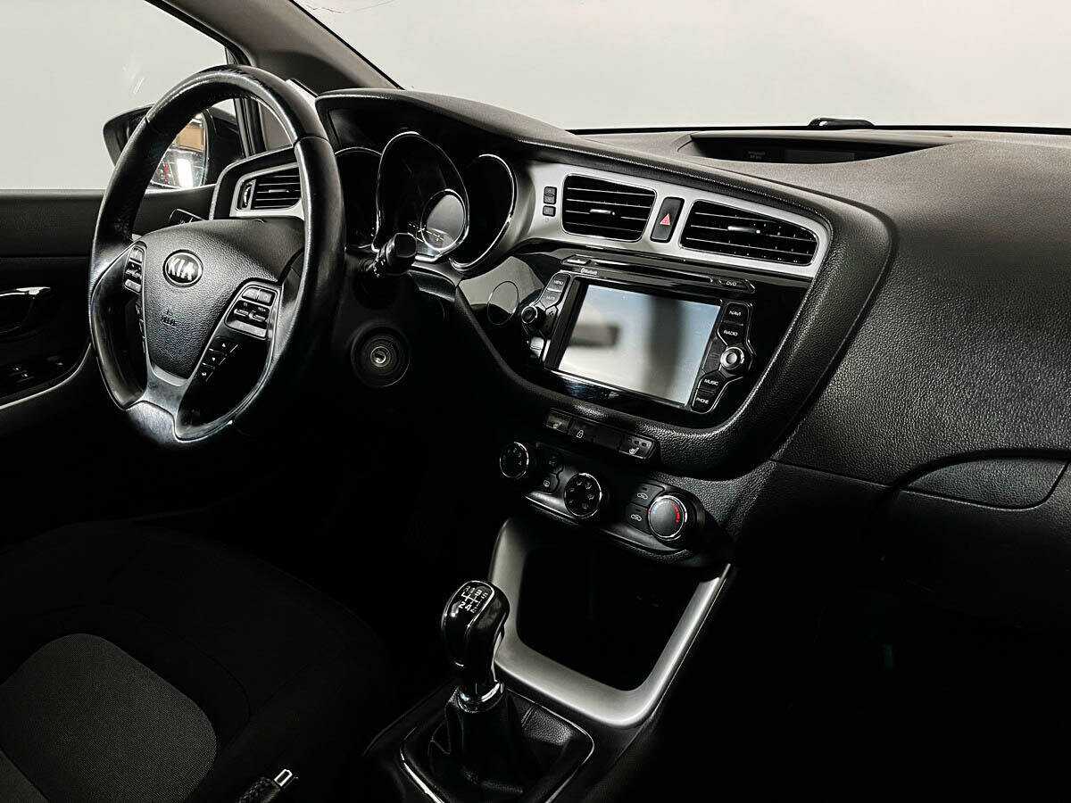 Kia Ceed, 2015 Фото №7