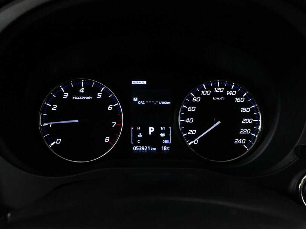 Mitsubishi Outlander, 2021 Фото №12