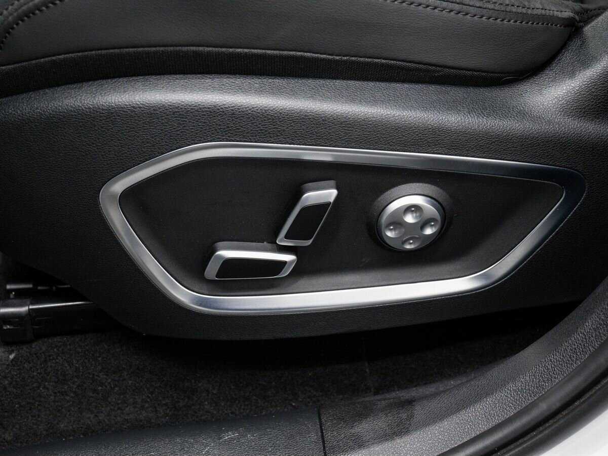 Geely Tugella, 2021 Фото №17