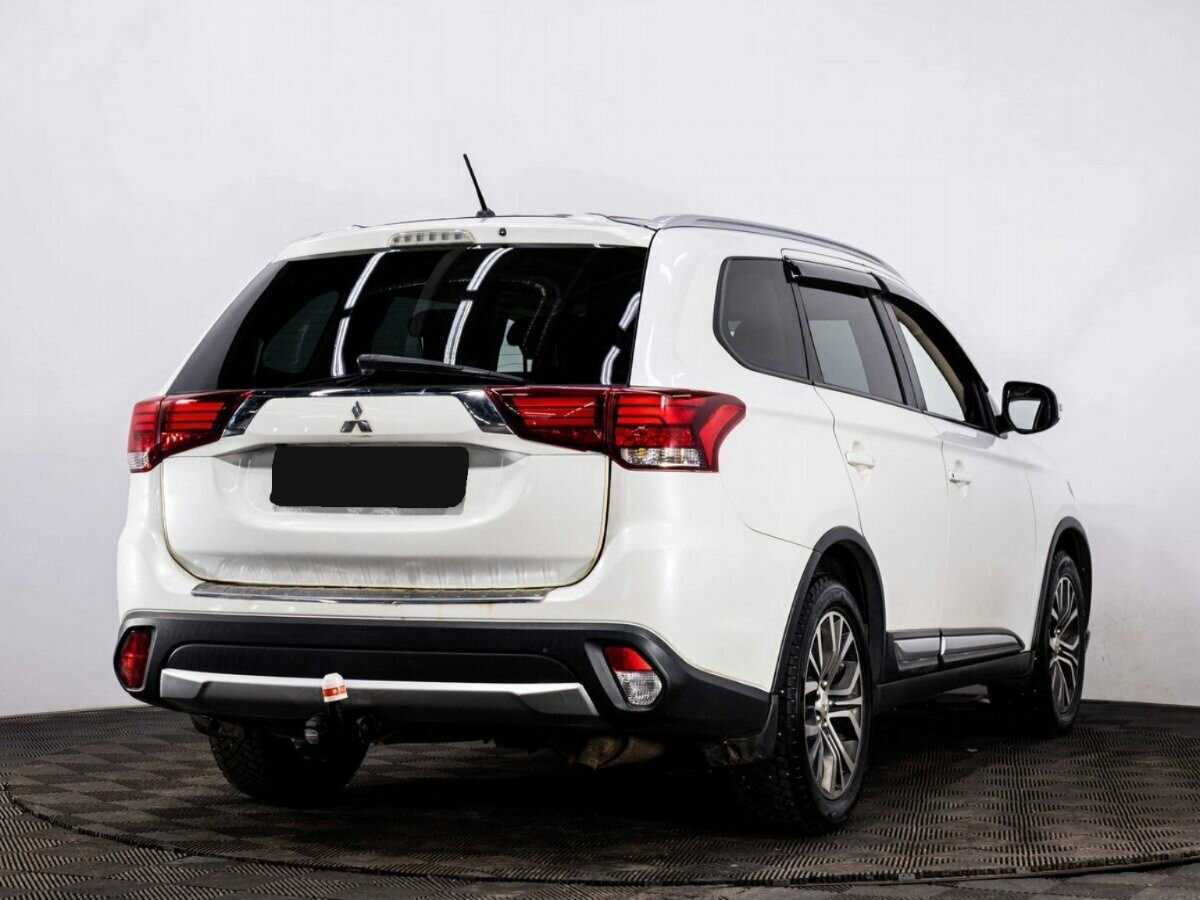 Mitsubishi Outlander, 2015 - 220 000 км. | Фото №6