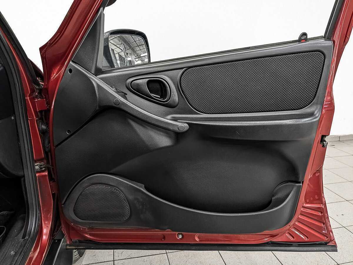 Chevrolet Niva, 2015 Фото №24